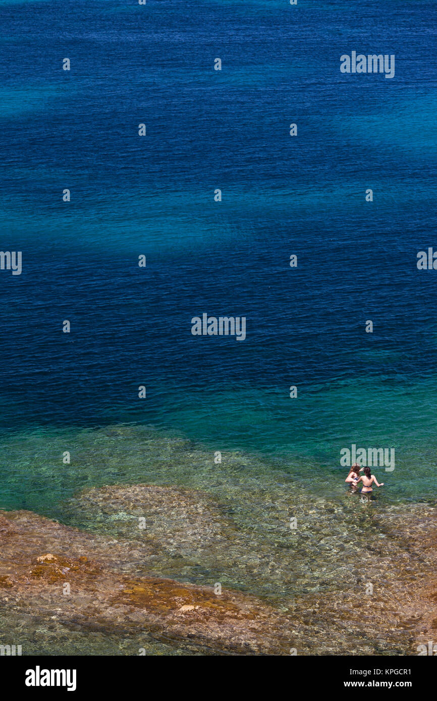 Frankreich, Korsika, La Balagne, Ile Rousse Ile de la Pietra Insel, Schwimmer. Stockfoto