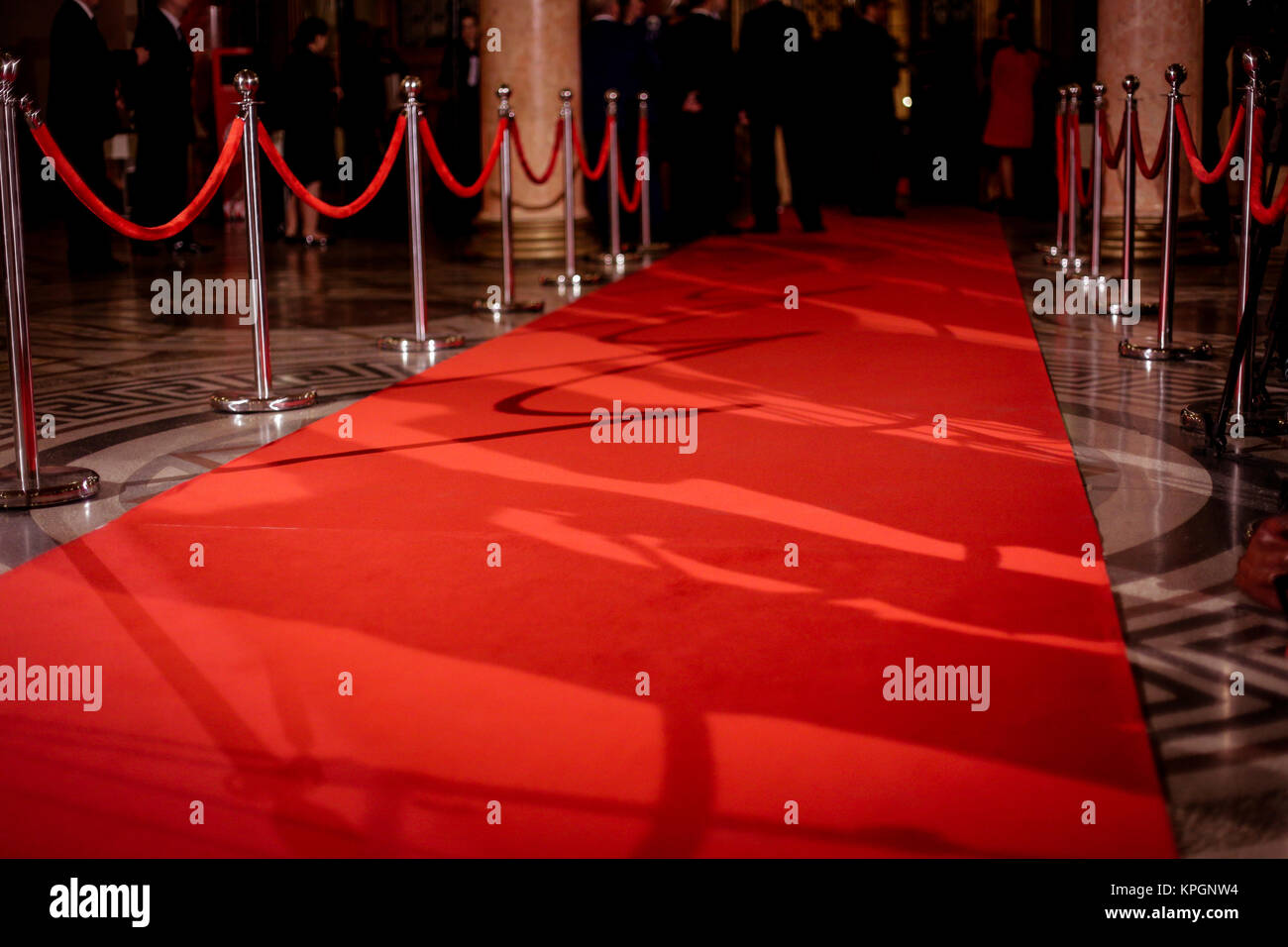 Rote Teppich an eine exklusive Veranstaltung Stockfoto