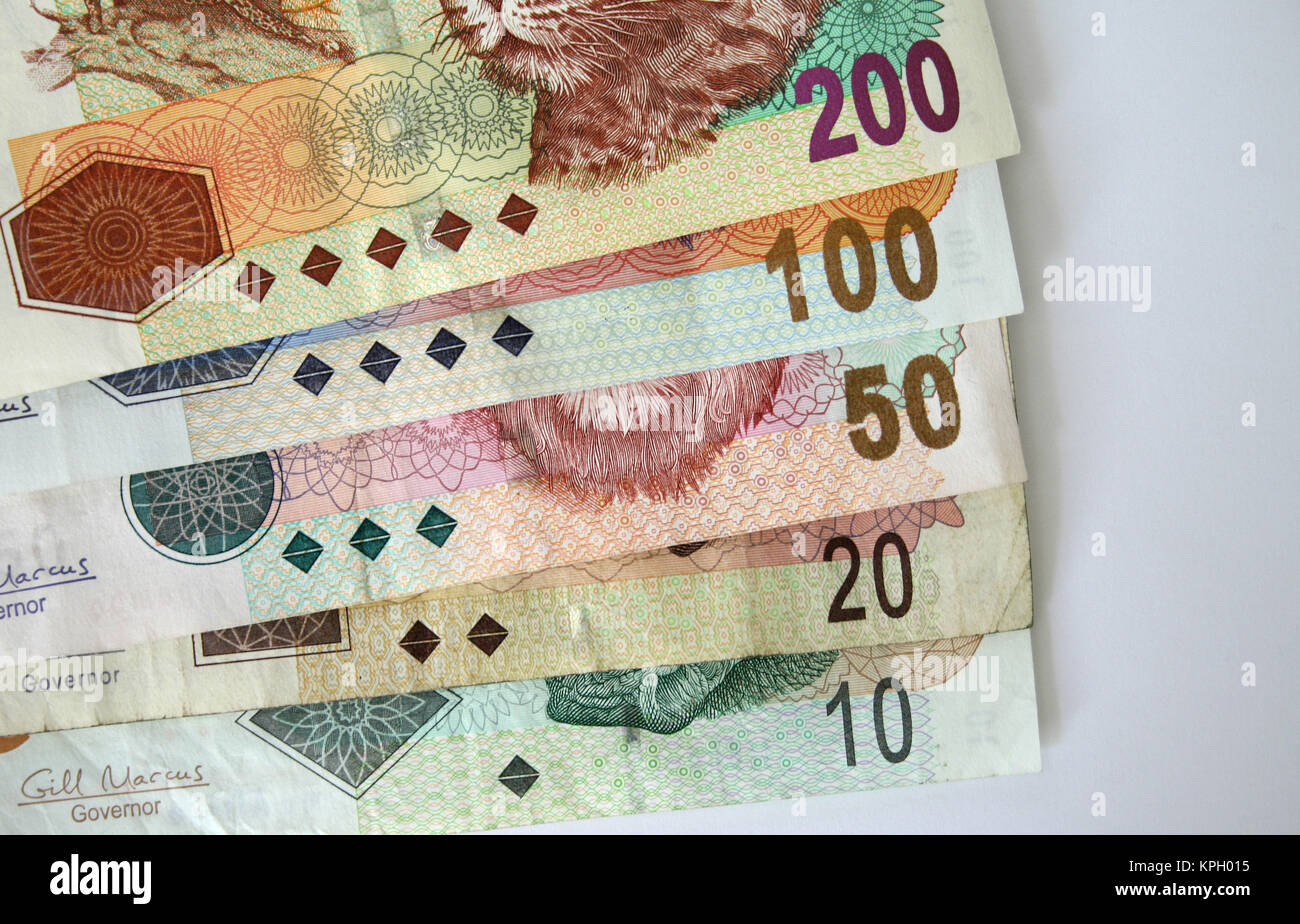 Nahaufnahme einer Ausbreitung von südafrikanischen Banknoten Stockfoto