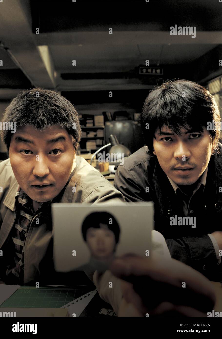 Erinnerungen an Mord Salinui chueok Jahr : 2003 Südkorea Regie : Joon Ho Bong Kang-ho Song, Sang-kyung Kim Stockfoto