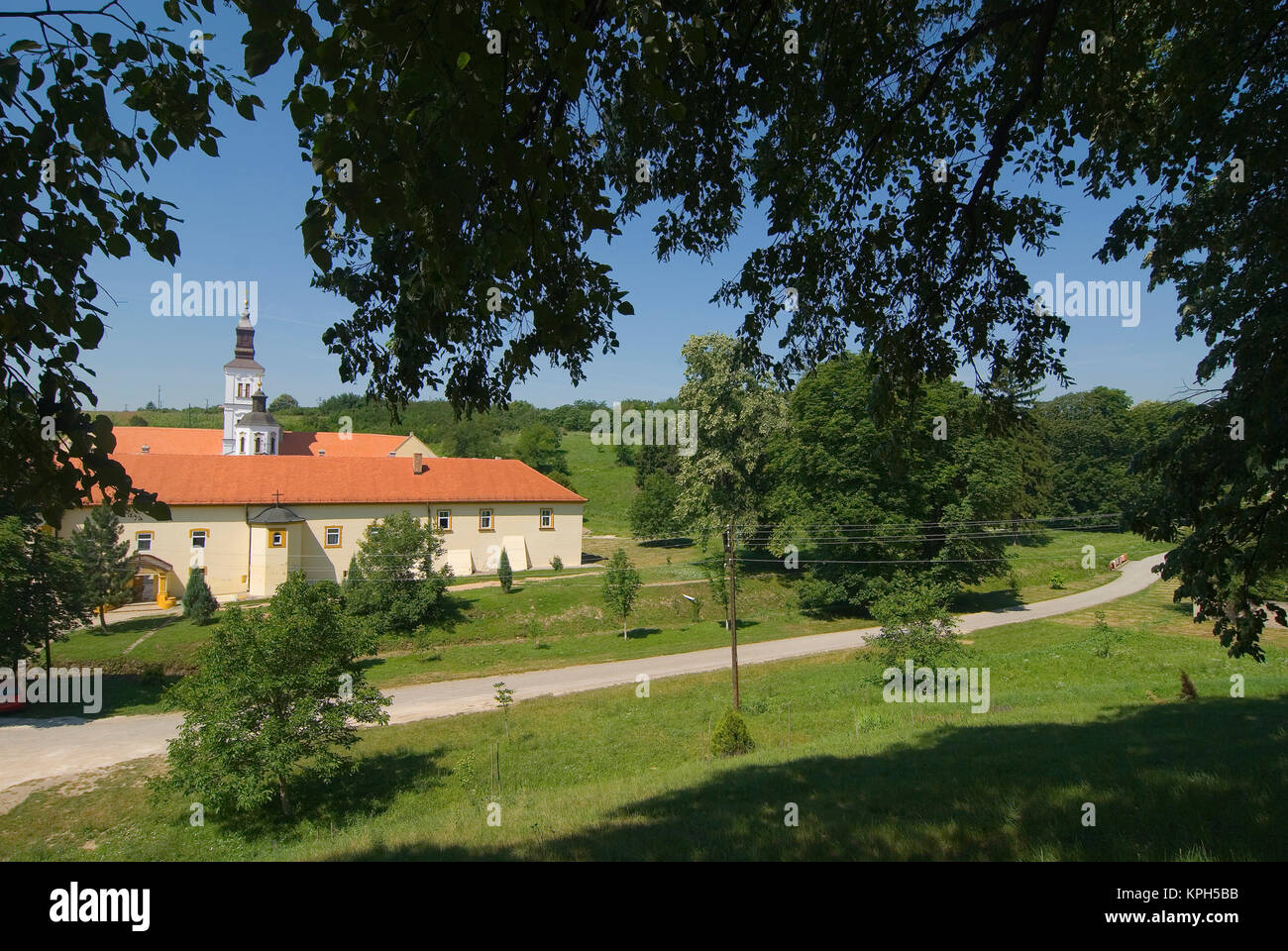 Serbien, Vojvodina, Fruska Gora Hügel, Kloster Krusedol Stockfoto