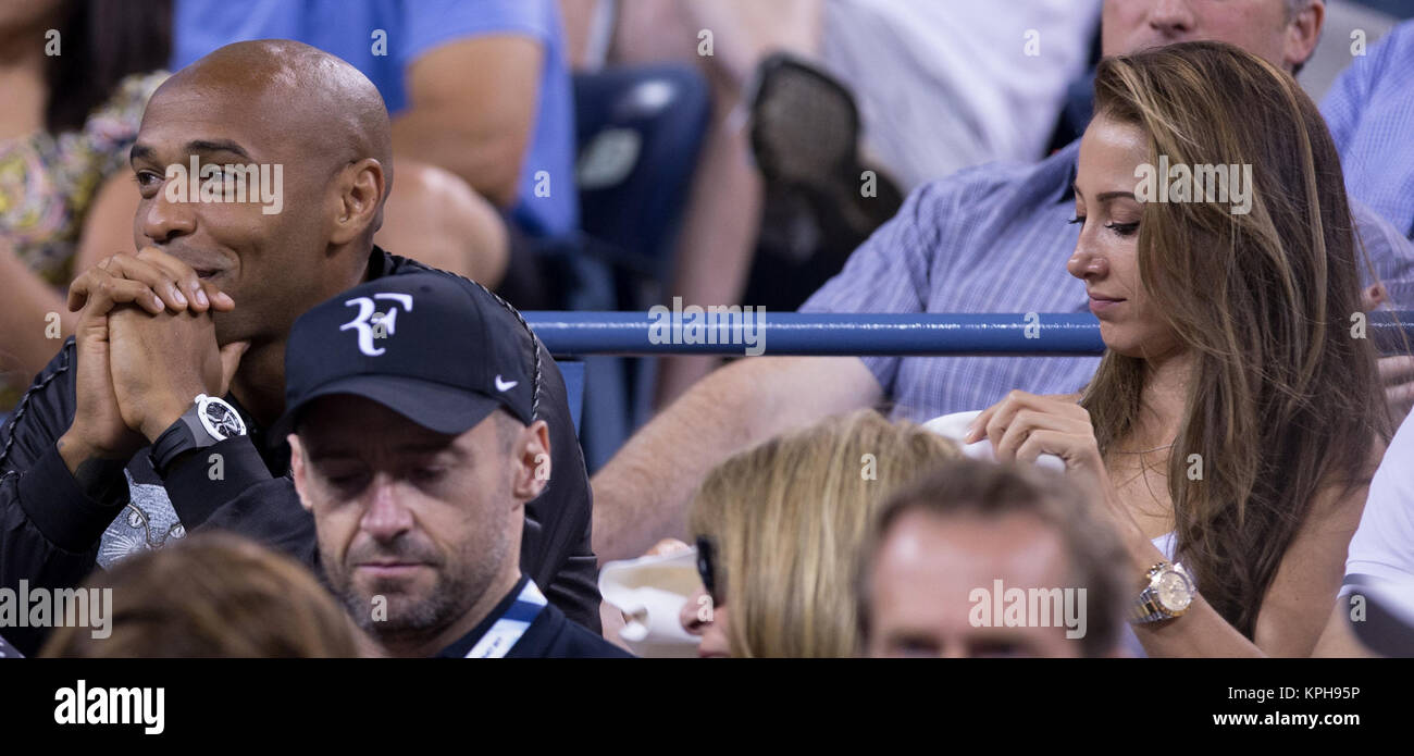 FLUSHING NY-SEPTEMBER 04: Thierry Henry, Tag elf der 2014 US Open am USTA Billie Jean King National Tennis Center am 4. September 2014 in der Nähe der Queens Borough von New York City People: Thierry Henry Stockfoto