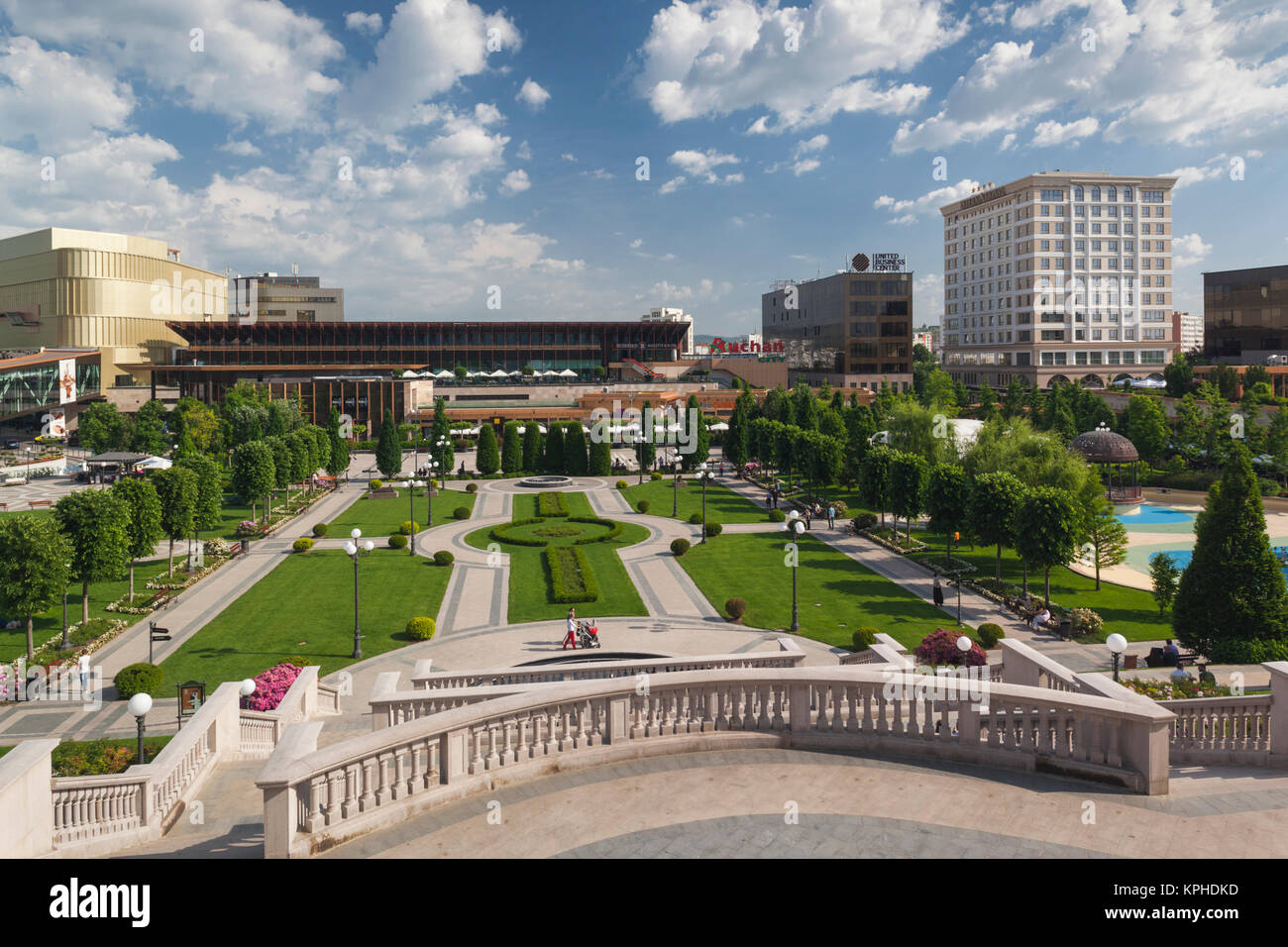 Rumänien, Moldawien, Iasi, Palas Mall durch den Palast der Kultur Stockfoto