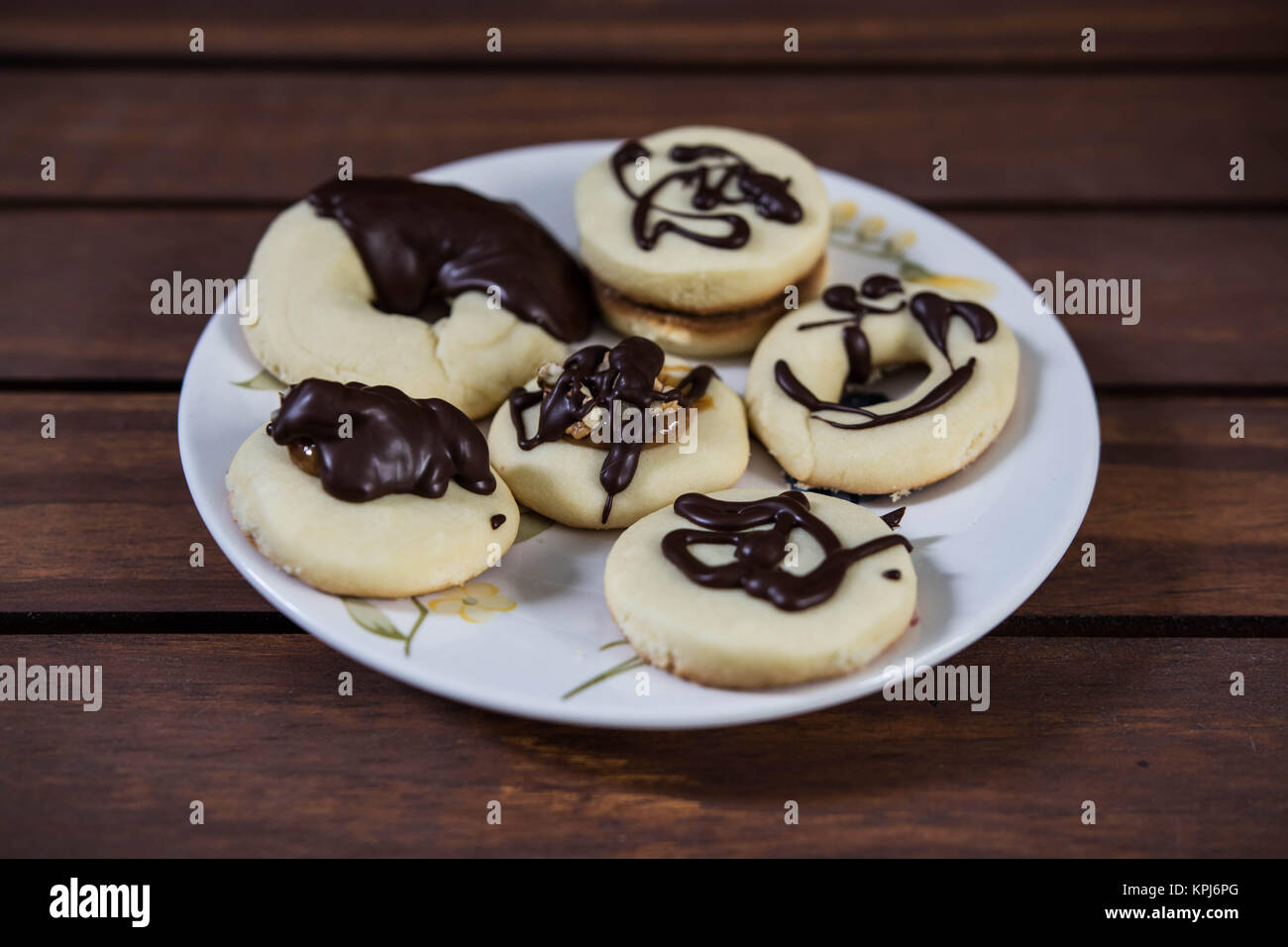 Teller mit hausgemachten Cookies Stockfoto