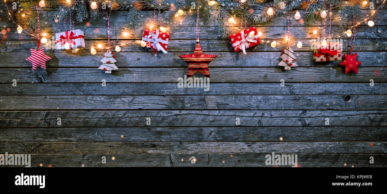 Weihnachten Hintergrund mit Holzdekorationen und Scheinwerfer. Freier Platz für Text. Feier und der dekorativen Gestaltung. Sehr hohe Auflösung Stockfoto