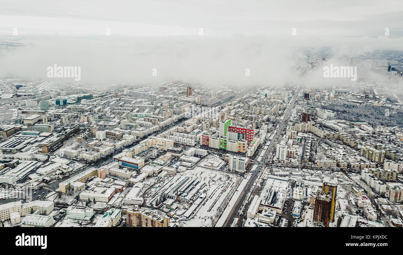 Luftaufnahme von Winter City. Ufa von drohne Stockfoto