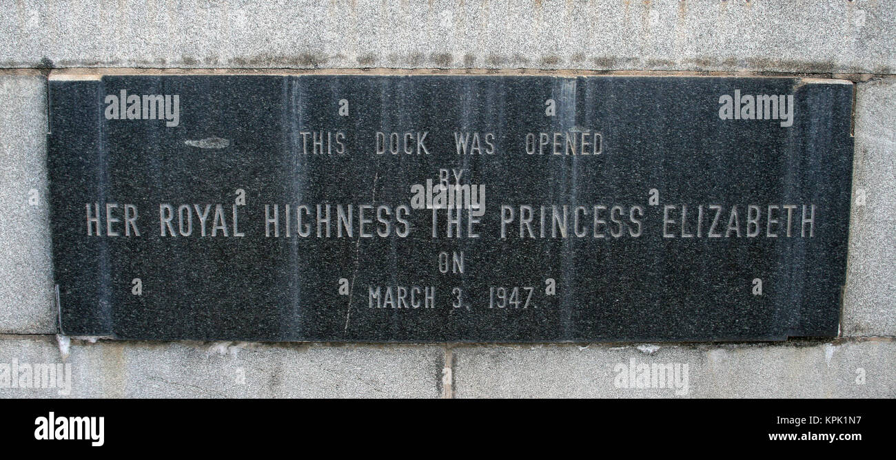 Prinzessin Elizabeth Gedenkstätte graviert Plaque, London Osthafen, Eastern Cape, Südafrika. Stockfoto