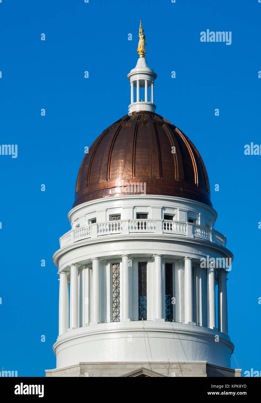 USA, Maine, Augusta, Maine State House, entworfen von Charles Bulfinch, 1832, mit neuen Kuppel aus Kupfer, 2014, morgen Stockfoto