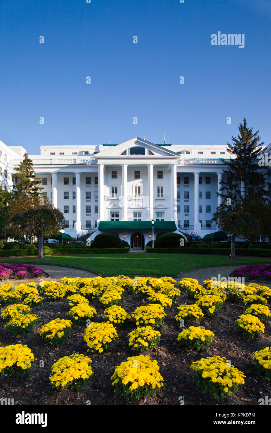 USA, West Virginia, White Sulphur Springs. Das Greenbrier Resort. Stockfoto
