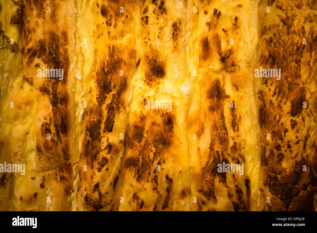 Käse Strudel Hausmannskost aus Kroatien, Blätterteig Stockfoto