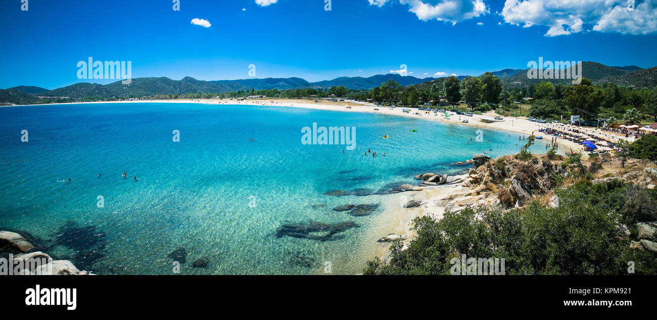 Schöne Sikias Strand an der Ostküste von Sithonia auf Chalkidiki, Griechenland. Stockfoto