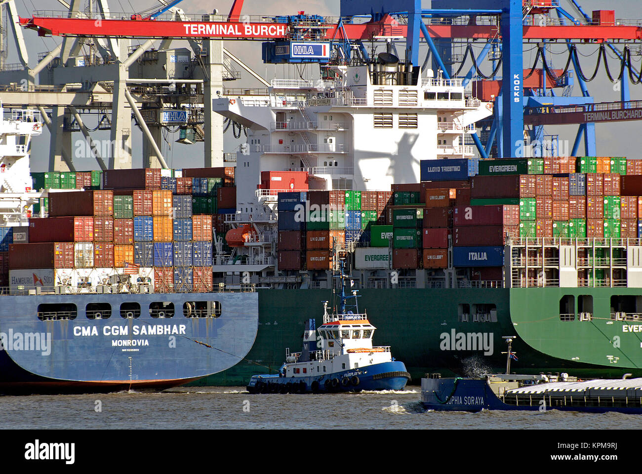 Hamburg, eine der schönsten und beliebtesten Reiseziele der Welt. Container Terminal Burchardkai, Hafen Hamburg. Stockfoto