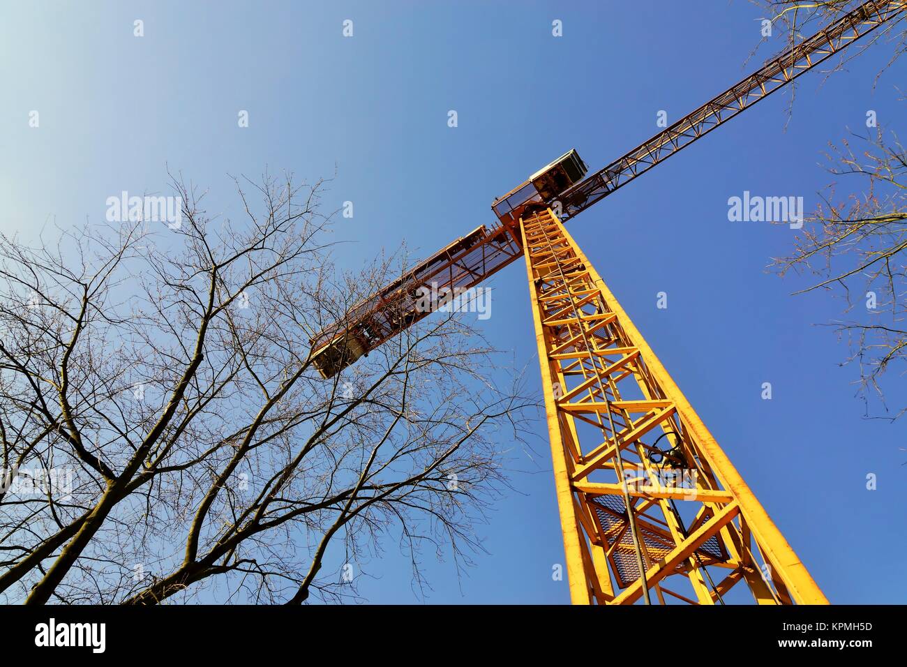 Kran auf einer Baustelle Stockfoto