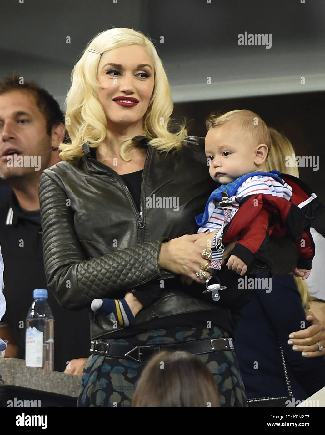 FLUSHING NY-SEPTEMBER 04: Gwen Stefani, Apollo Rossdale, Tag elf der 2014 US Open am USTA Billie Jean King National Tennis Center am 4. September 2014 in der Nähe der Queens Borough von New York City. Personen: Gwen Stefani, Apollo Rossdale Stockfoto