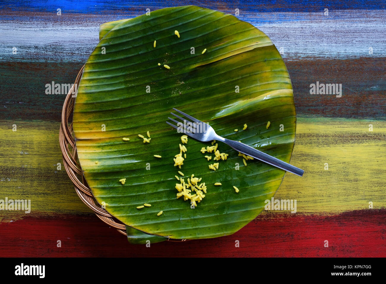 Schmutzige Teller nach dem Essen. Stockfoto