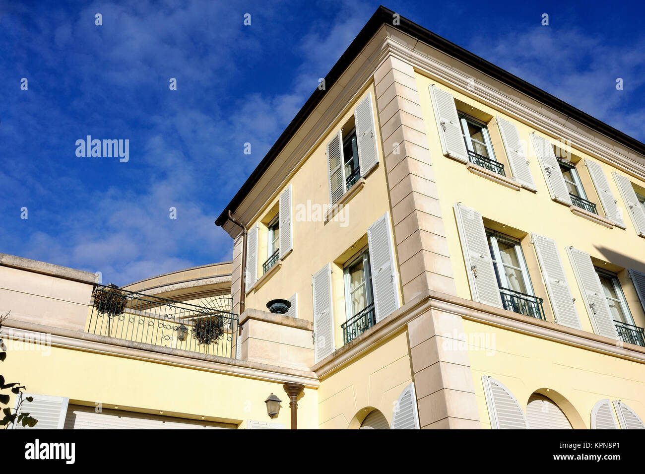 Ein renoviertes altes Gebäude Stockfoto