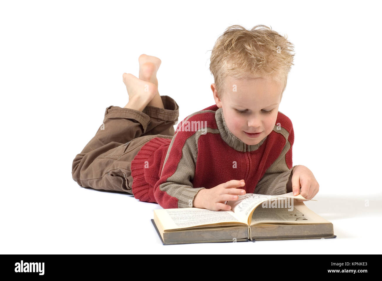 Junge, ein Buch zu lesen 2. Stockfoto
