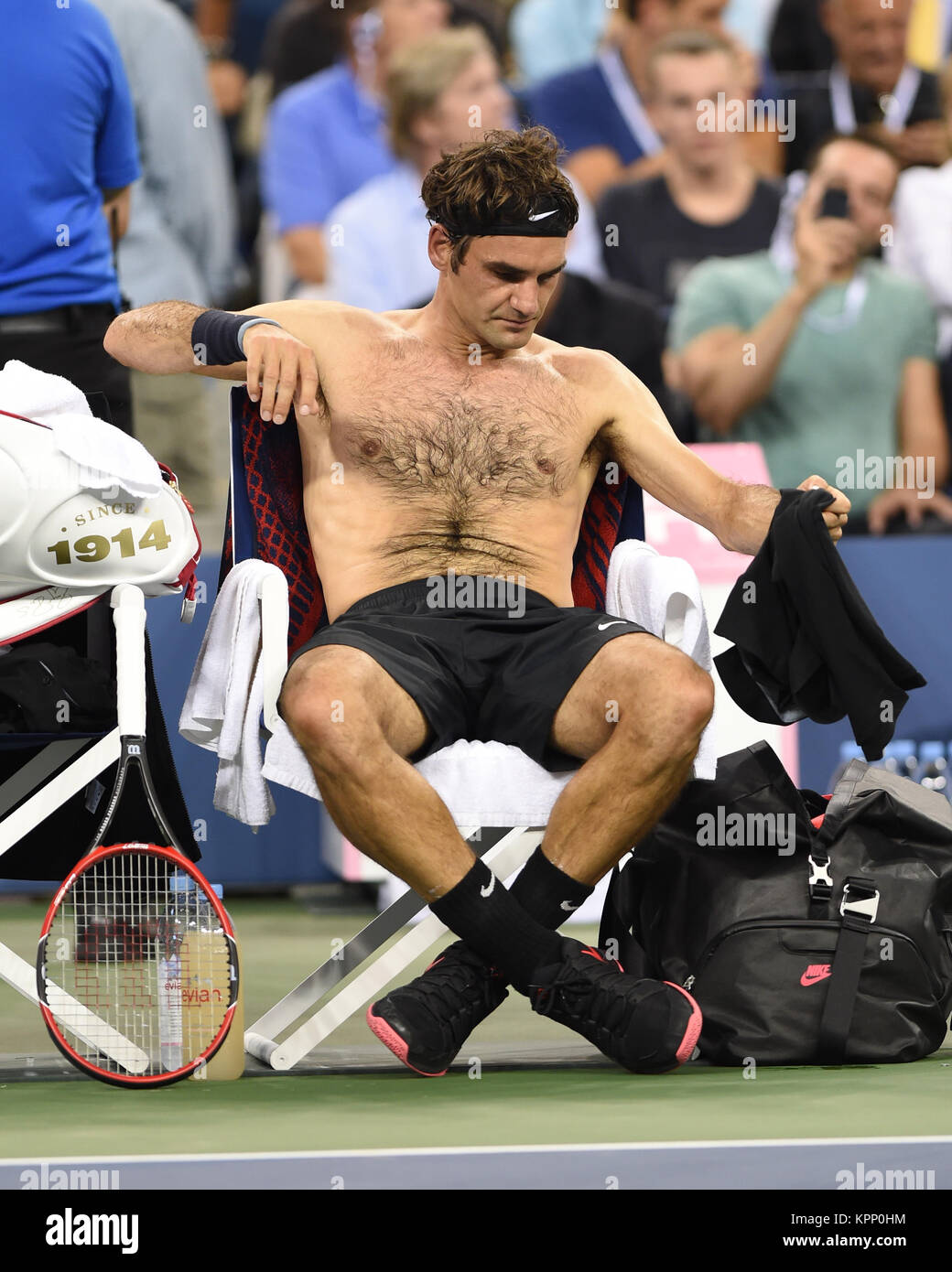 FLUSHING NY-SEPTEMBER 04: Roger Federer besiegt Gael Monfils Tag zehn der 2014 US Open am USTA Billie Jean King National Tennis Center am 3. September 2014 in der Nähe der Queens Borough von New York City Personen: Roger Federer Stockfoto