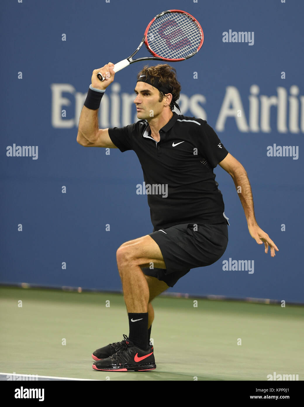 FLUSHING NY-SEPTEMBER 04: Roger Federer besiegt Gael Monfils Tag zehn der 2014 US Open am USTA Billie Jean King National Tennis Center am 3. September 2014 in der Nähe der Queens Borough von New York City Personen: Roger Federer Stockfoto