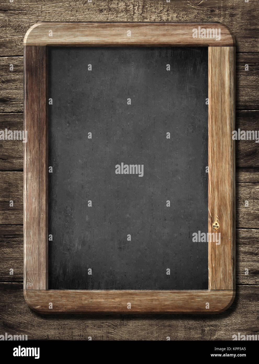 Schiefertafel oder Blackboard auf alten Holz Hintergrund Stockfoto