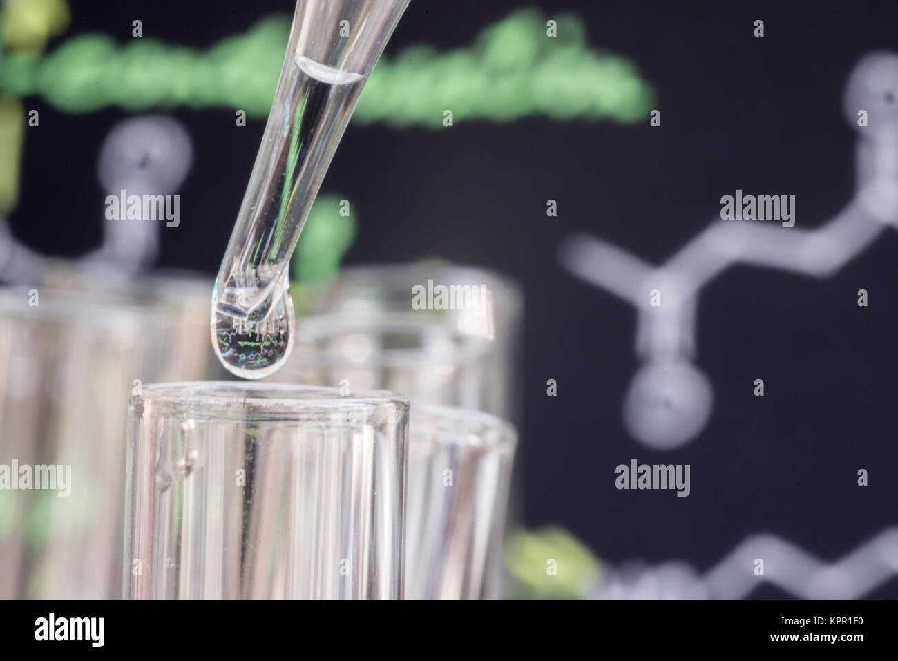 Flüssigkeit im Reagenzglas Stockfoto