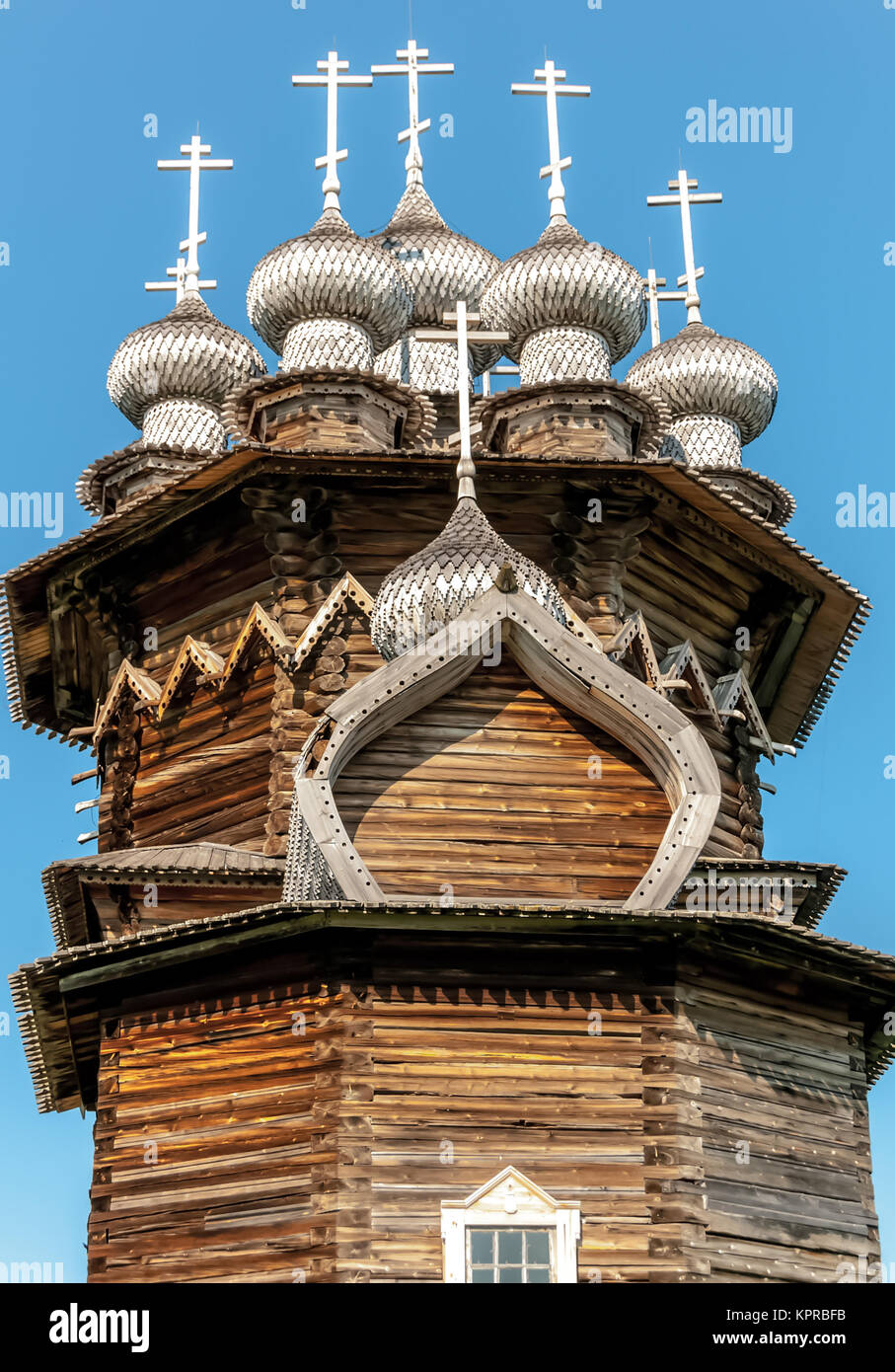 Holz- Zwiebelturm Stockfoto