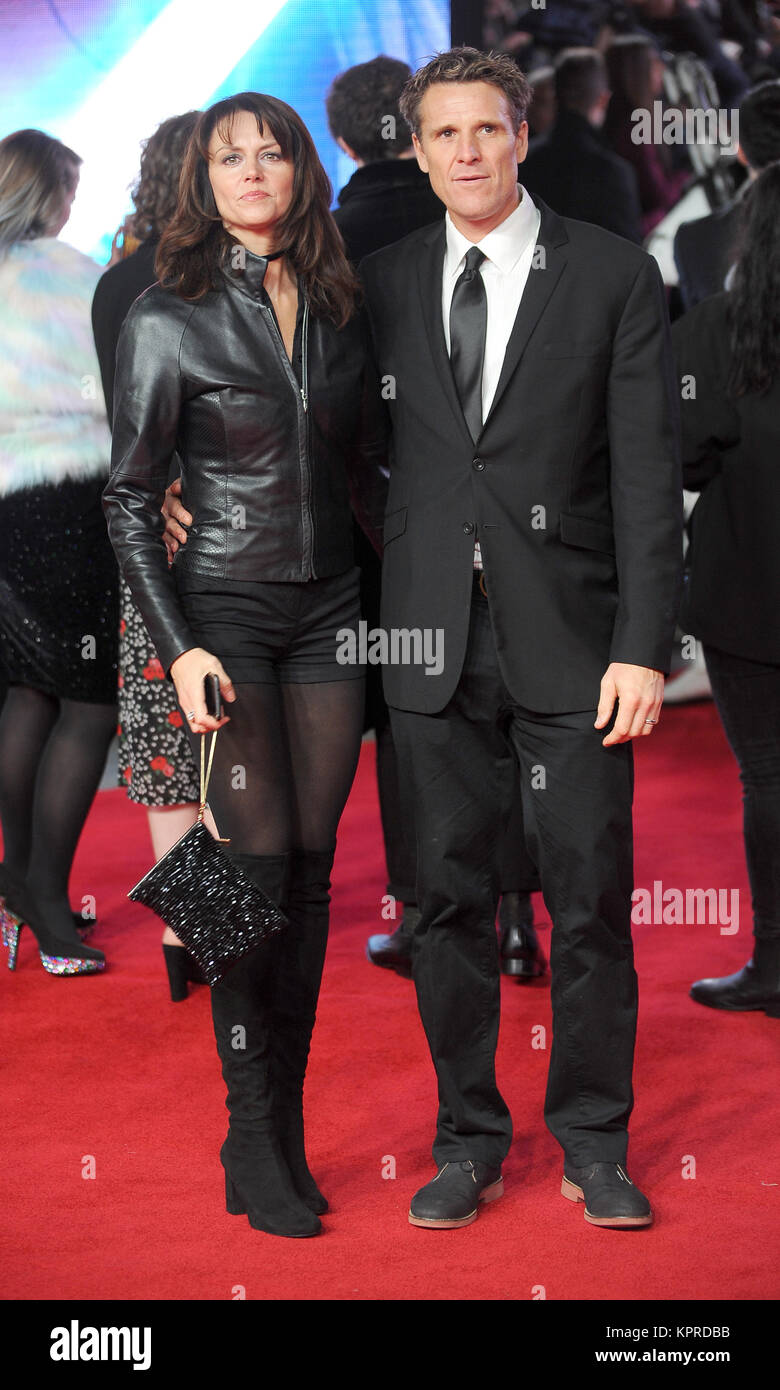 Beverley Turner und James Cracknell teilnehmen Die Europäische Premiere von Star Wars - Der letzte Jedi in der Royal Albert Hall in London. © Paul Treadway Stockfoto