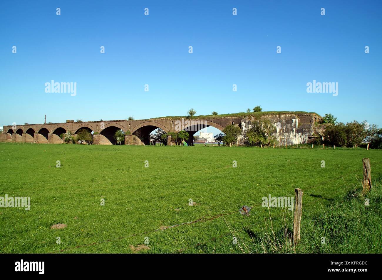 Alte Eisenbahnbrücke wesel Stockfoto