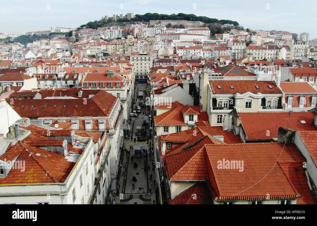 Schöne Sicht auf die Dächer von Lissabon, Spanien Stockfoto