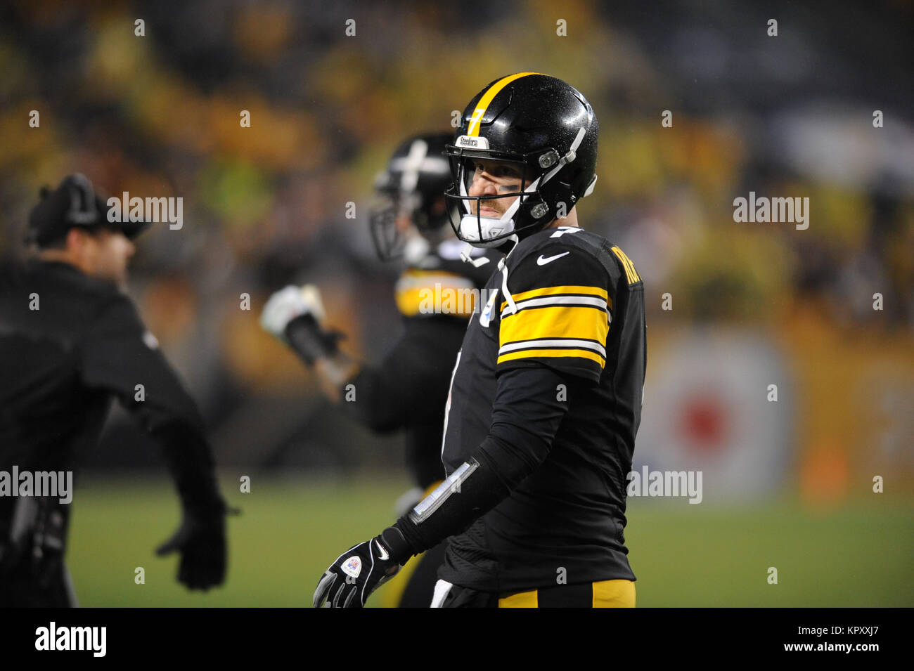 Dec 18th, 2017: Steelers Ben Roethlisberger #7 Während die New England Patriots vs Pittsburgh Steelers Spiel am Heinz Feld in Pittsburgh, PA. Jason Pohuski/CSM Stockfoto