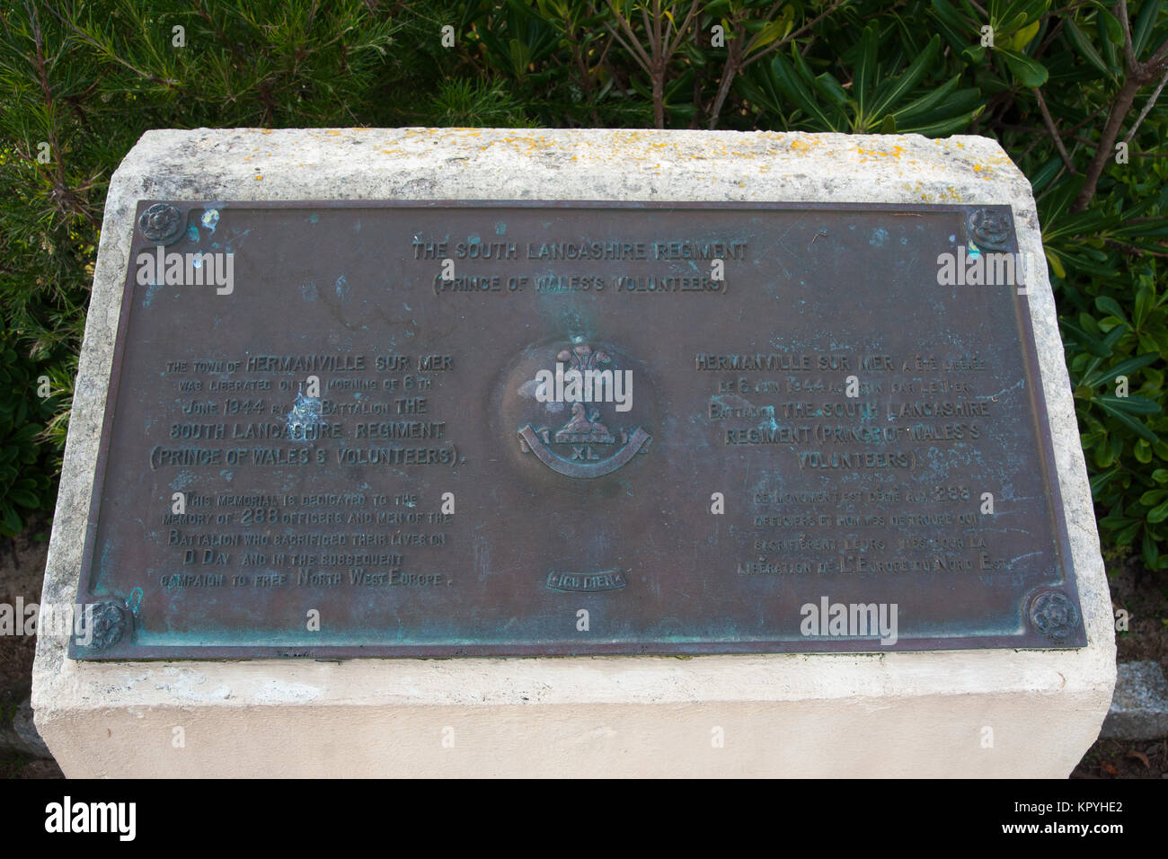 Denkmal für die South Lancashire Regiment bei Hermanville-sur-Mer, Normandie, in den ersten Momenten der Invasion der Alliierten befreit, 6. Juni 1944 Stockfoto