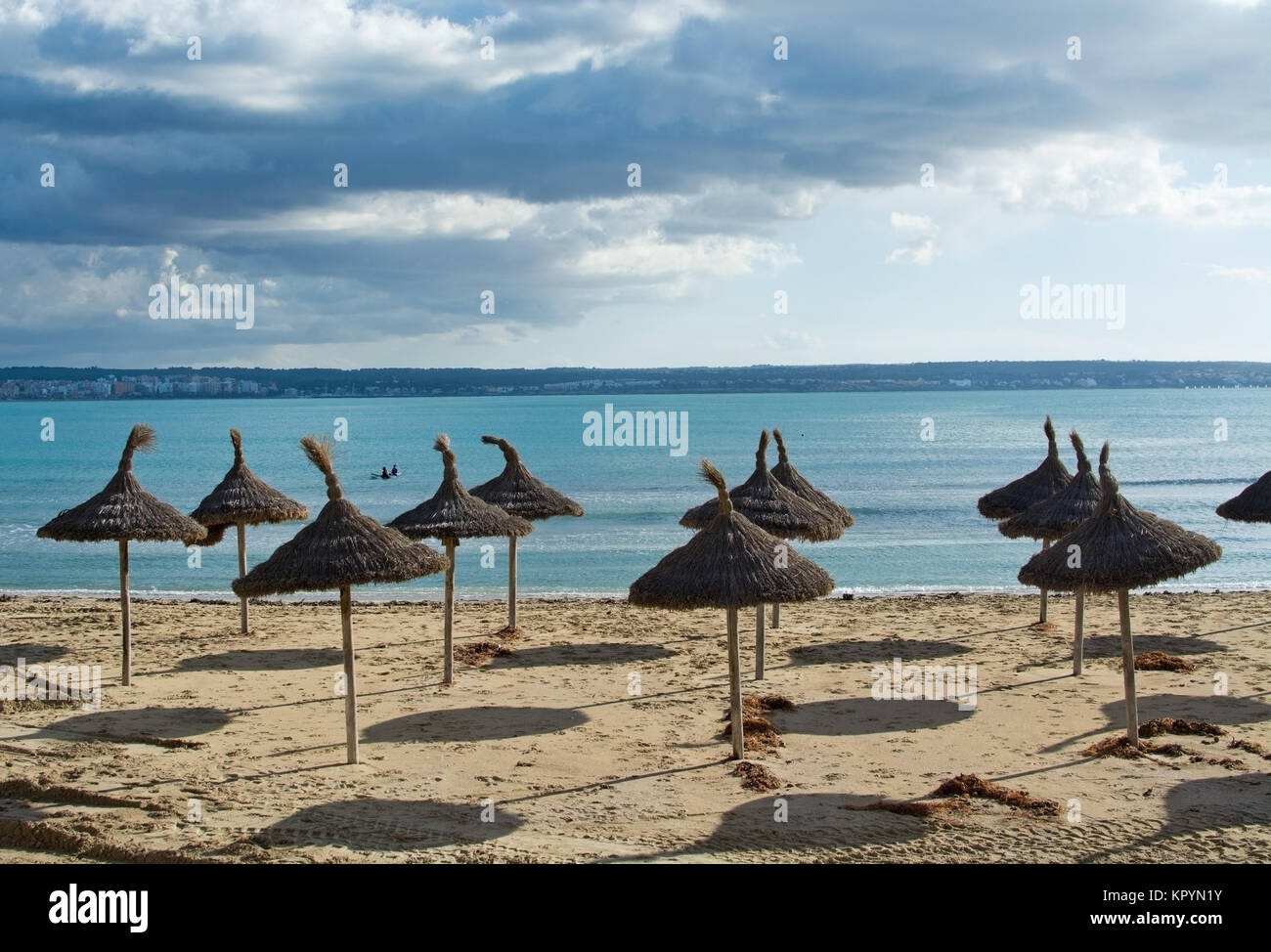 Parasol Beach Can Pastilla Mallorca Stockfotos und -bilder Kaufen - Alamy