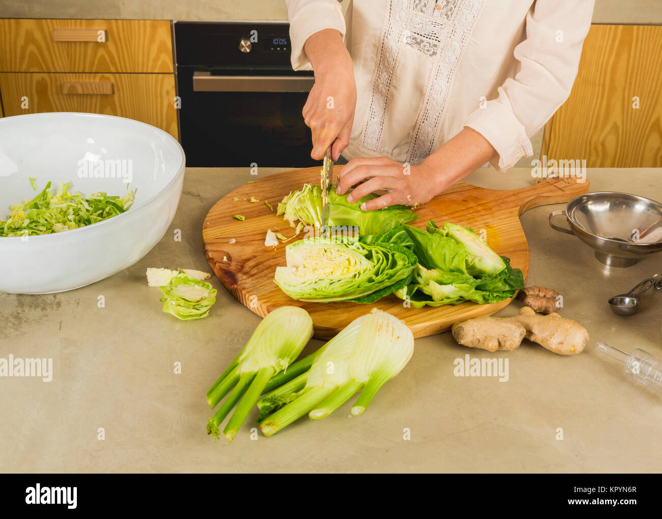 Gehackten Kohl permented konservierte Gemüse. Kohl Kimchi und Sauerkraut Sauerkraut. Stockfoto