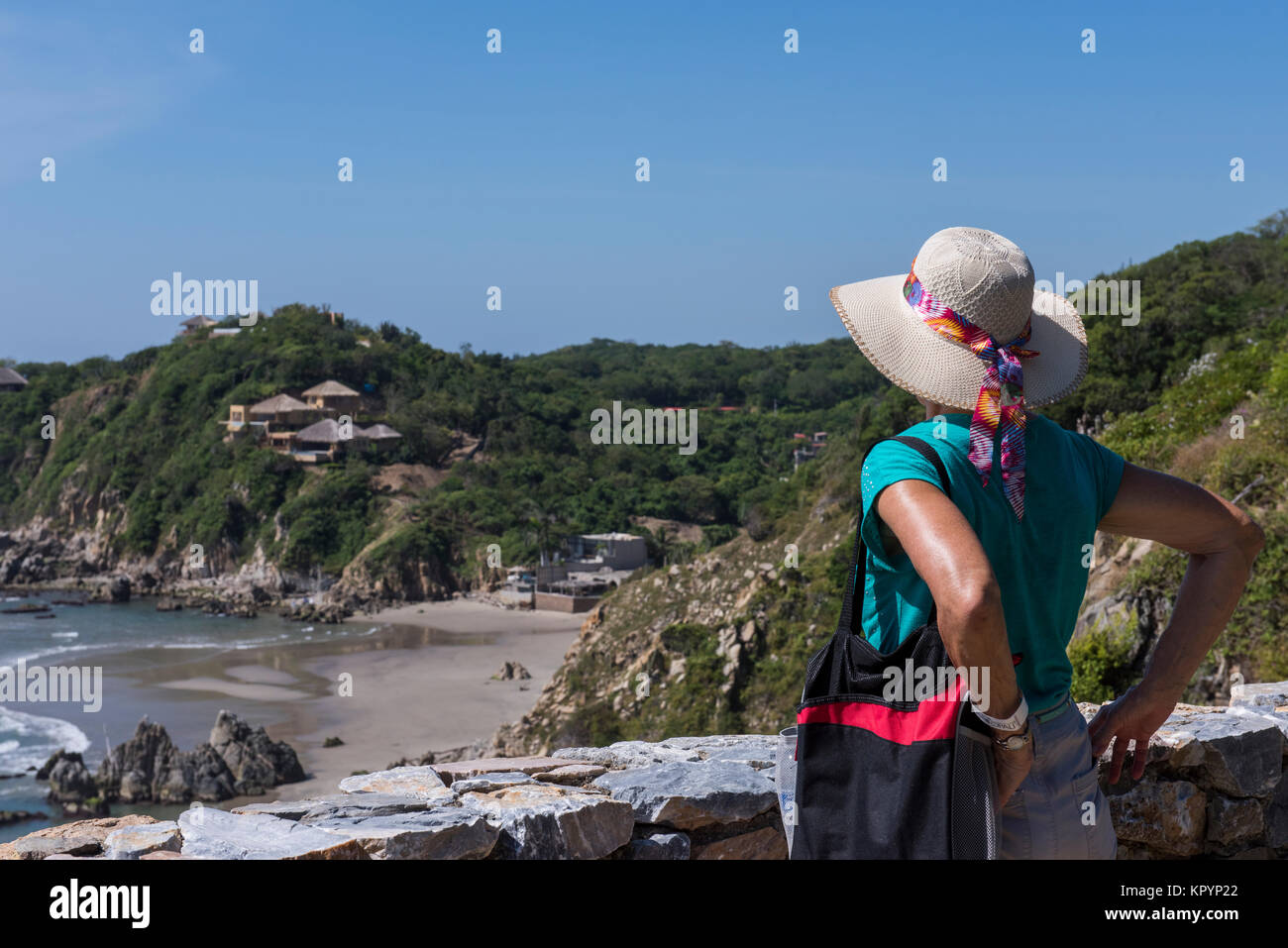 Mexiko, Oaxaca Huatulco. Pazifik Ansicht von Copalita Eco-Archeological Park. Stockfoto