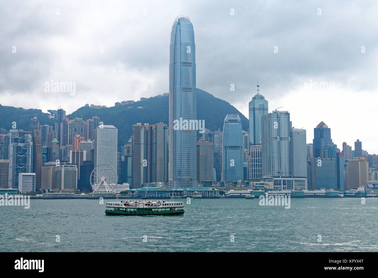 Hong Kong Island mit International Commerce Centre Stockfoto