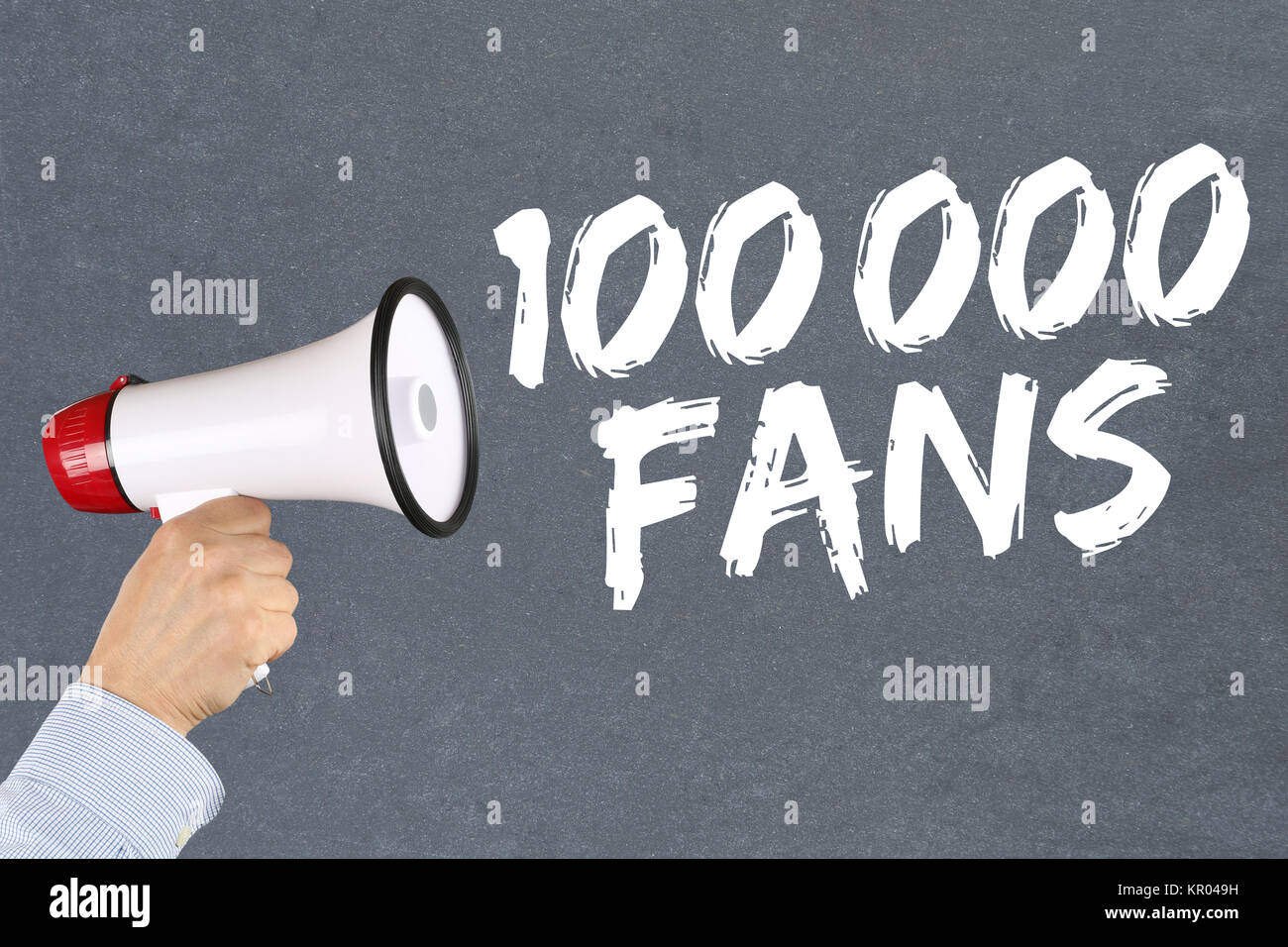 100000 Fans mag Social Media Netzwerken Konzept der Megafon Stockfoto