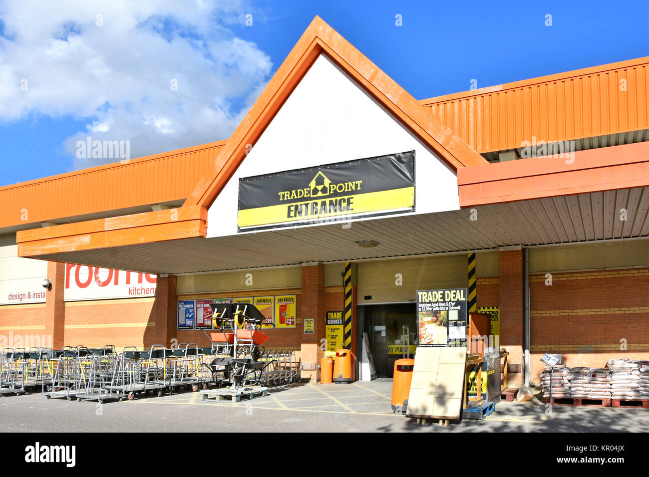 Handel Punkt Eingang Handel nur Arm von B&Q spezielle Zähler & Handel die Preise für Bauunternehmer und Handwerker in gemeinsam genutzten konventionellen DIY B&Q Warehouse bietet Stockfoto