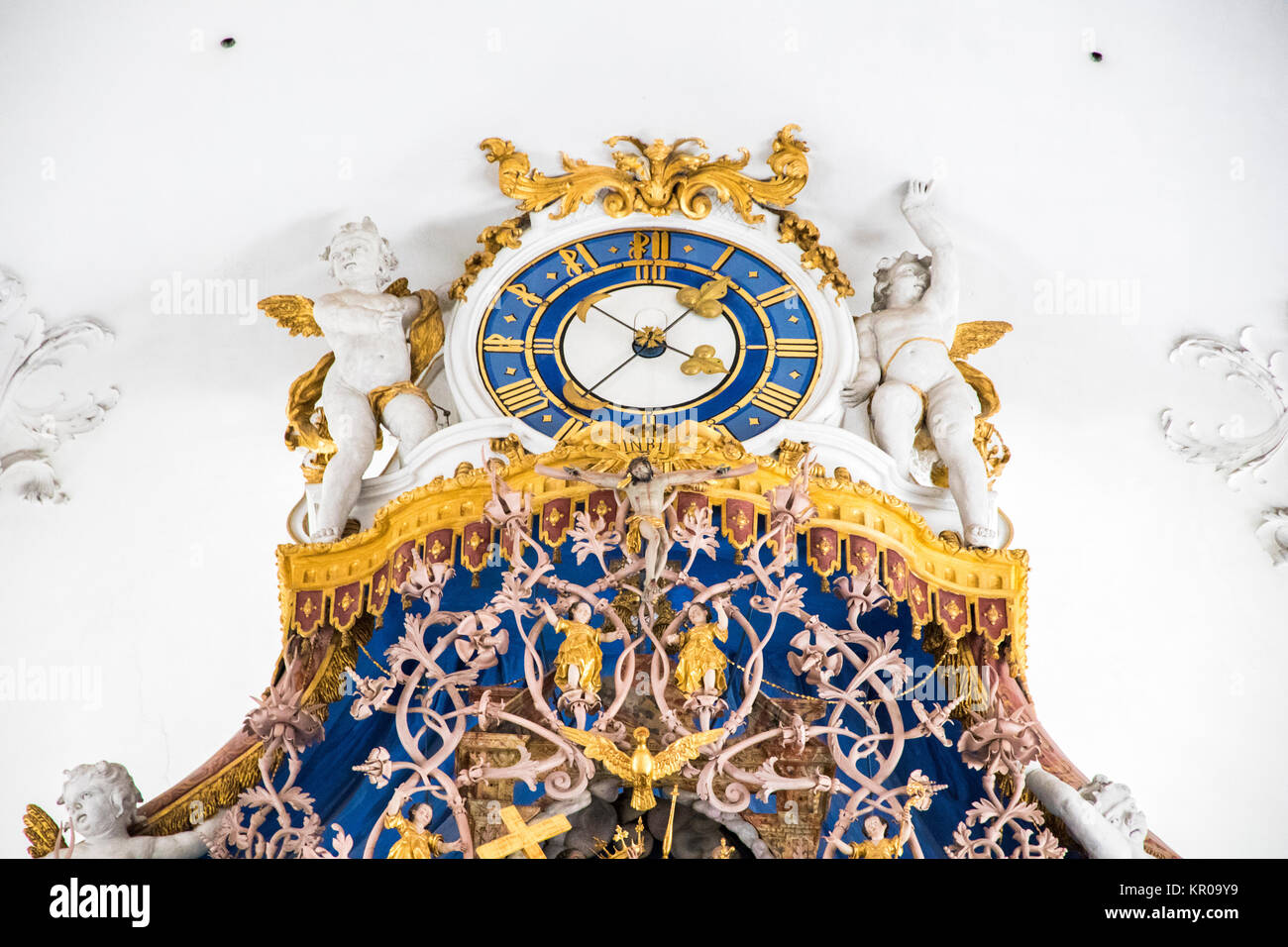 Altar mit der Darstellung der Wurzel Jesse in der Stiftskirche von Stift Stams, einem barocken Zisterzienserkloster in der Gemeinde Stams, Tirol Stockfoto