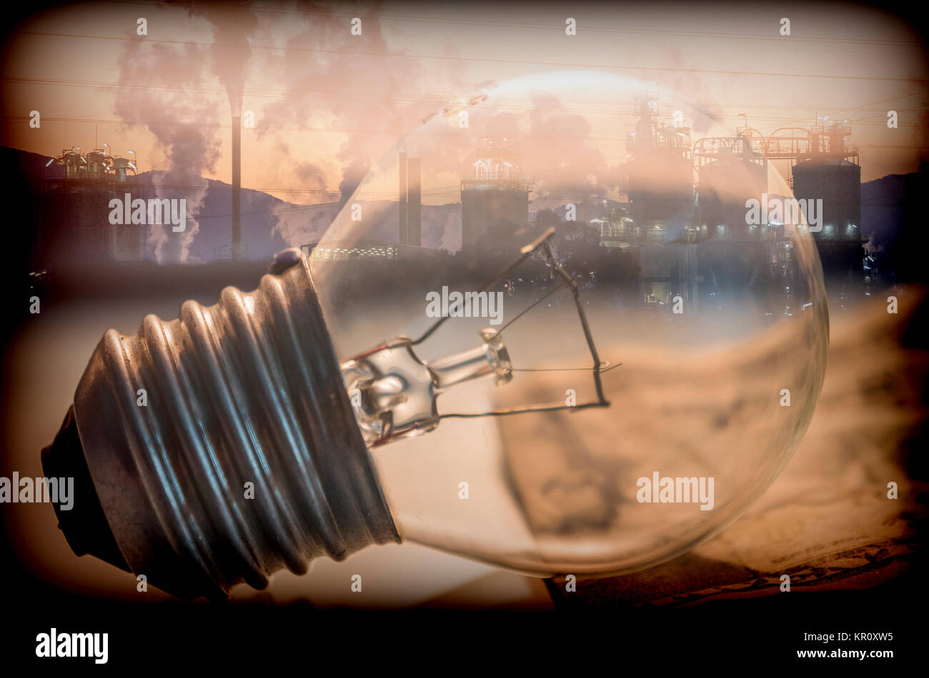 Digitale Komposition, vintage Lampe mit Power Factor Hintergrund, konzeptionelle Bild Stockfoto