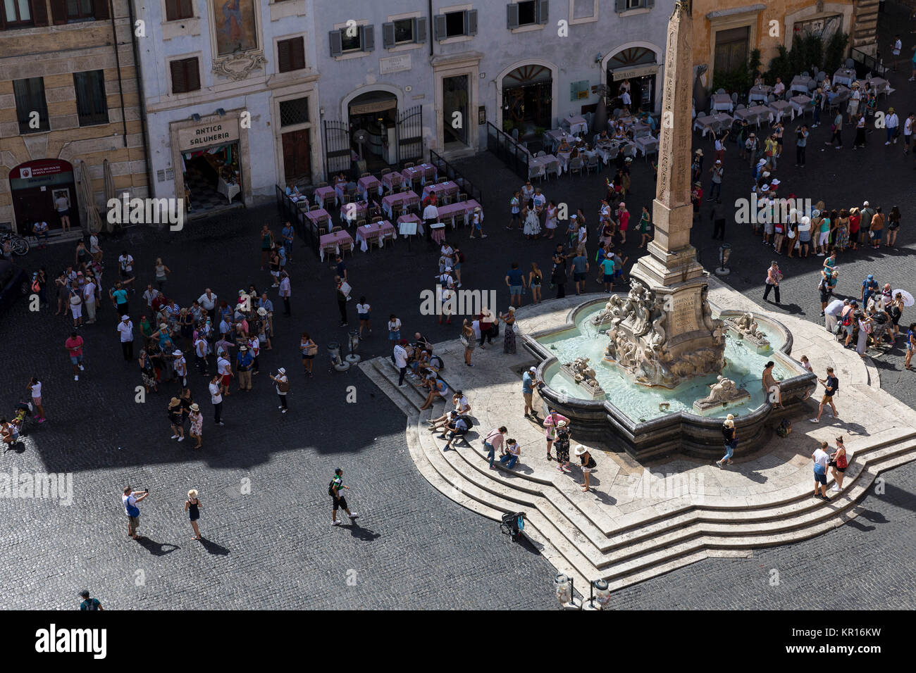 Pantheon-Wasser-Brunnen. Piazza della Rotunda. Rom Italien Stockfoto