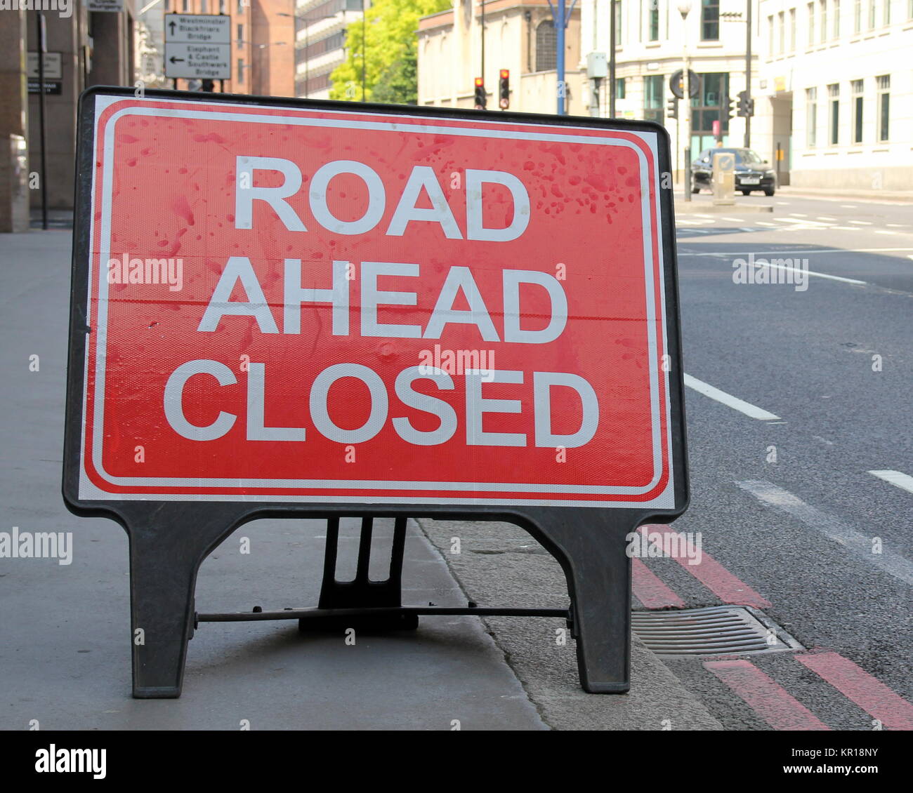 Ankündigung einer Straßensperre in London Stockfoto