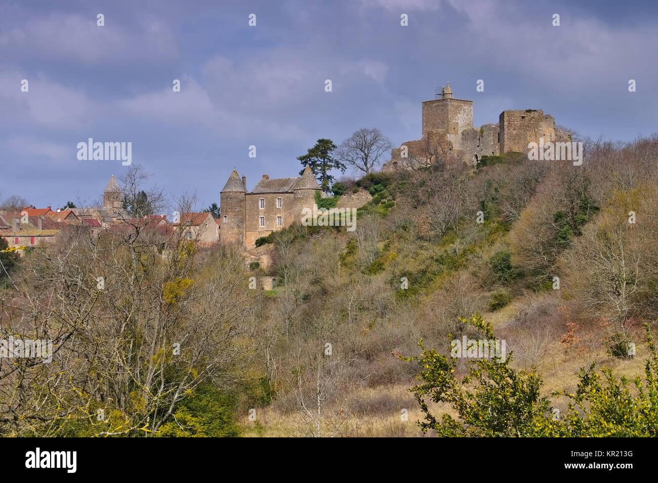 Schloss brancion Fotos und Bildmaterial in hoher Auflösung Alamy