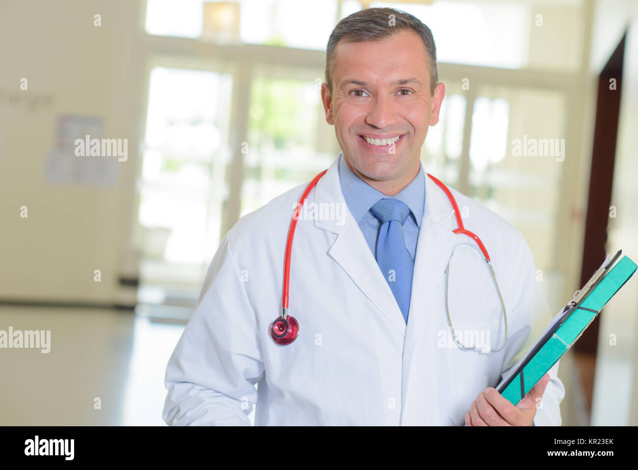 Porträt von lächelnden Arzt Stockfoto