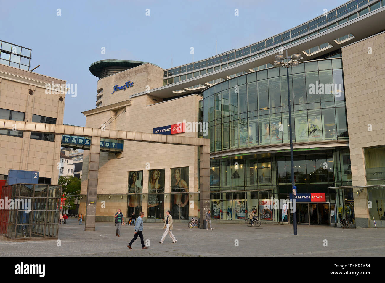 Von Karstadt Sport, Hanse, Dortmund, NordrheinWestfalen, Deutschland