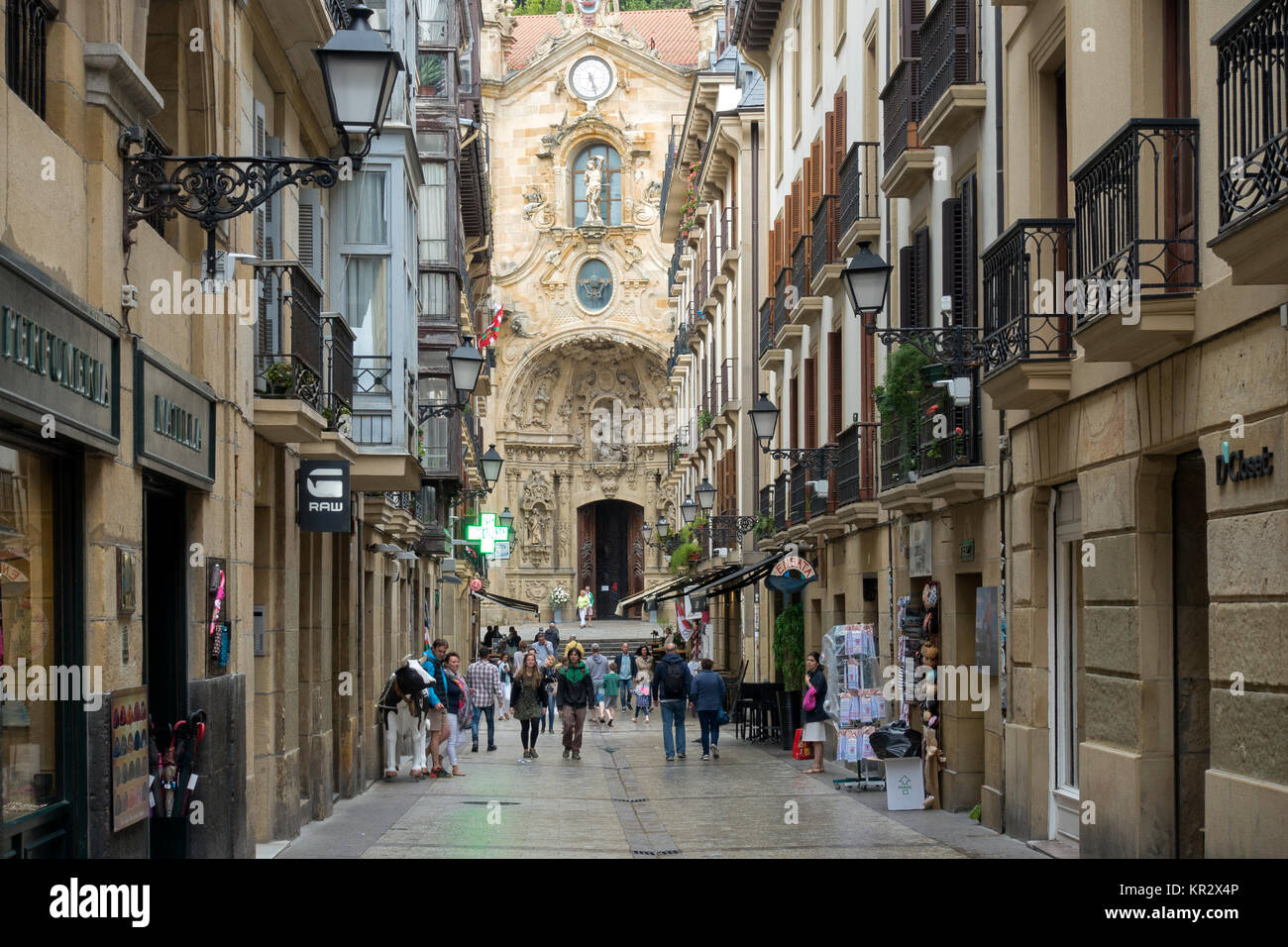 Die Altstadt und die Basilika von Santa Maria del Coro. San Sebastian (Donostia). Spanien Stockfoto