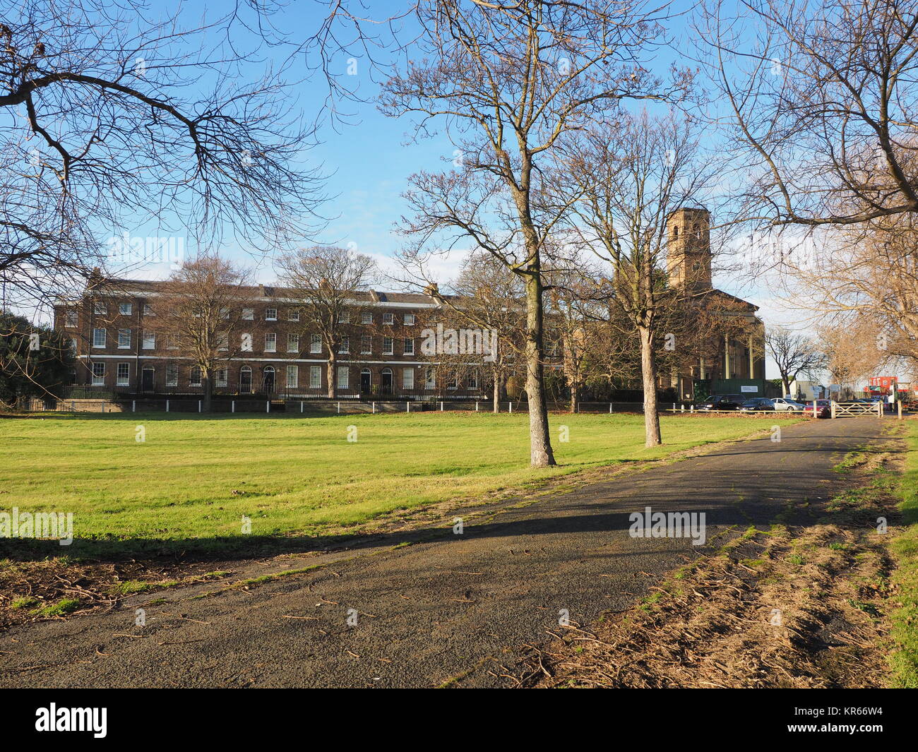 Sheerness, Kent, Großbritannien. 19 Dez, 2017. Sheerness Dockyard Kirche Vertrauen (Vorsitzende wird Palin Sohn von Michael Palin) hat Hugh Broughton Architekten auf die Restaurierung, die darauf abzielt, die Grad II * denkmalgeschützte Gebäude am Eingang der ehemaligen Königlichen Werft auf der Insel Sheppey zu verwandeln, im Jahr 2001 durch einen Brand schwer beschädigt. Dies ist eine wegweisende £ 4,75 m Heritage Lottery Fund Projekt (zusätzliche Mittel aus historischen England). Das Gebäude ist ein architektonisches Meisterwerk und eines der wichtigsten Gebäude in Gefahr in den Südosten. Credit: James Bell/Alamy leben Nachrichten Stockfoto