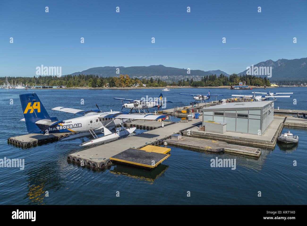 Floatplanes in Vancouver Harbour Flight Centre (Wasser, Flughafen oder Hafen von Vancouver Vancouver Coal Harbour Seaplane Base) in Vancouver Waterfront Stockfoto