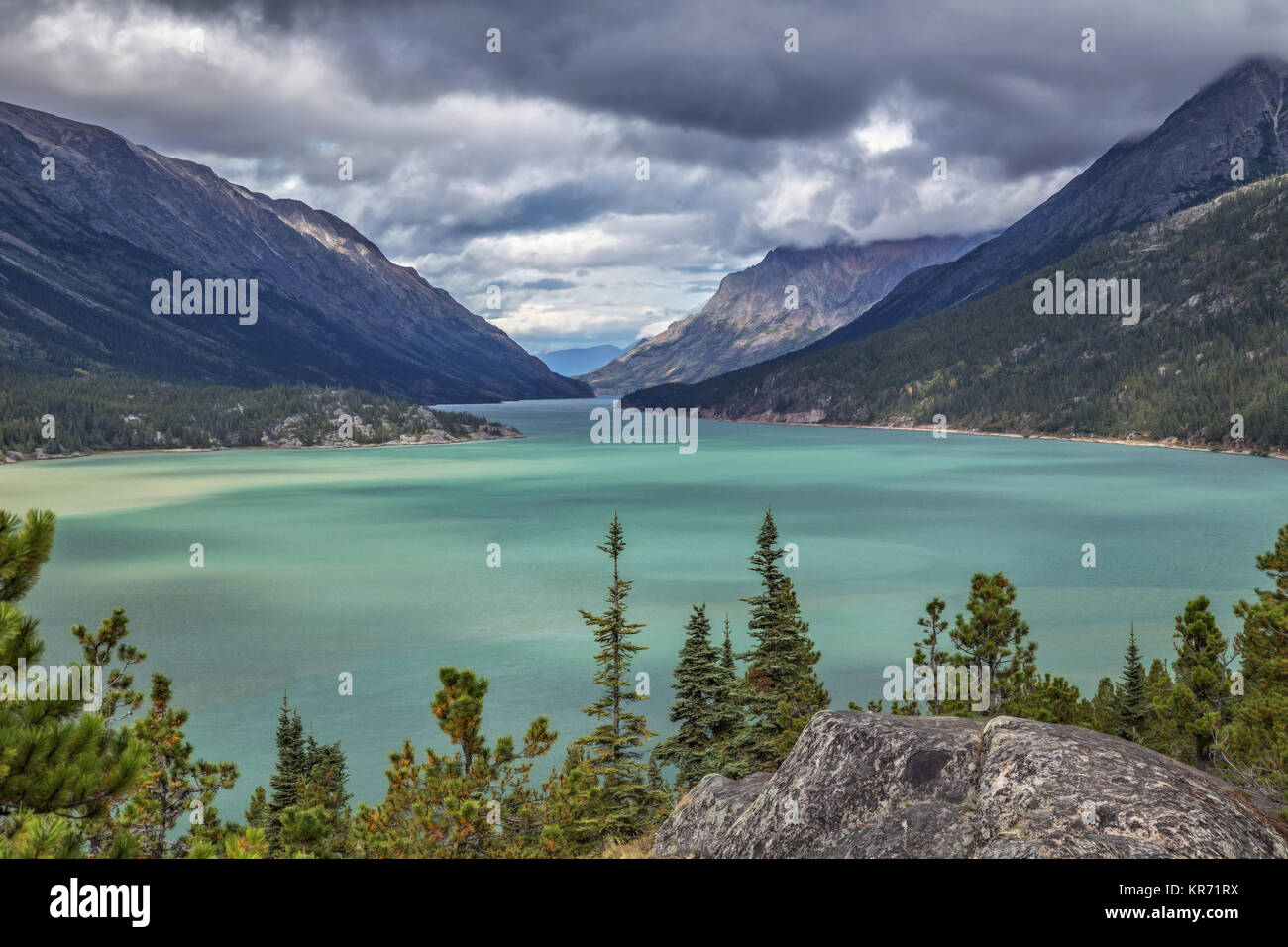 Bennett Lake, British Columbia, Kanada auf dem Chilkoot Trail, wo golddiggers während des Klondike Gold Rush gebaute Flöße auf dem Yukon River zu schweben. Stockfoto