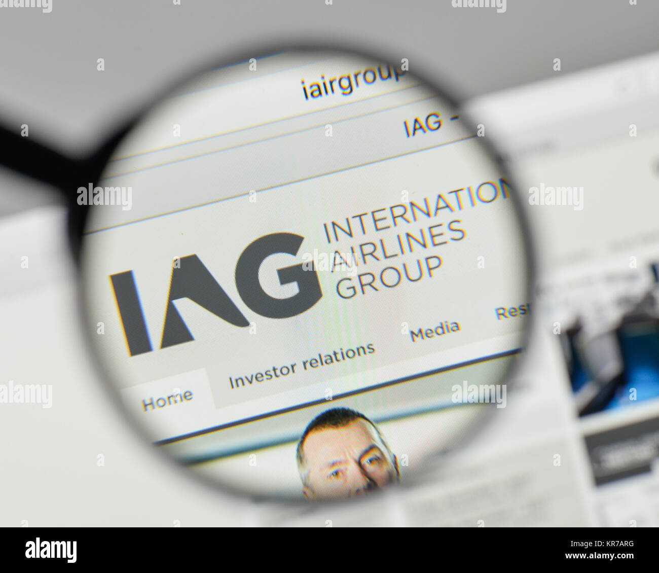 Mailand, Italien - 1. November 2017: Internationale Airlines Group Logo auf der Homepage. Stockfoto