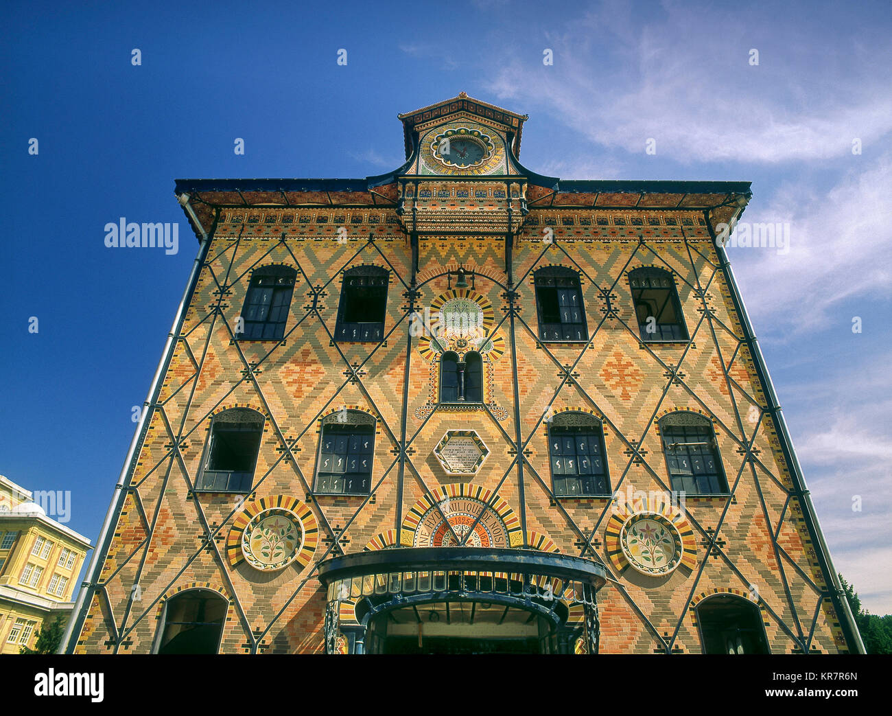 Saulnier Gebäude an der Menier Schokoladenfabrik in Noisiel in Paris. Stockfoto